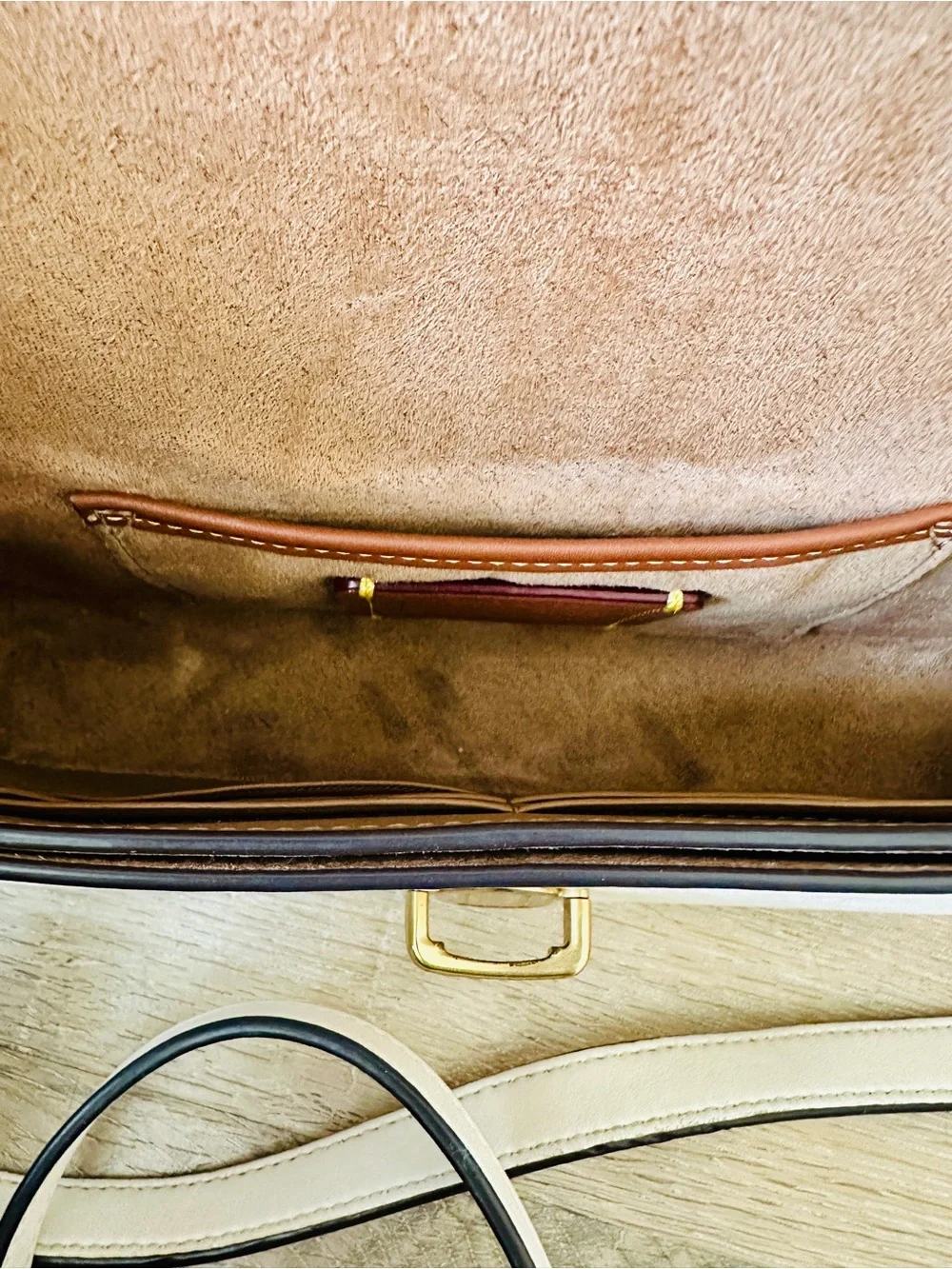 Coach Studio Baguette Chalk Glovetanned leather Brass C Lock Shoulder w/crossbdy